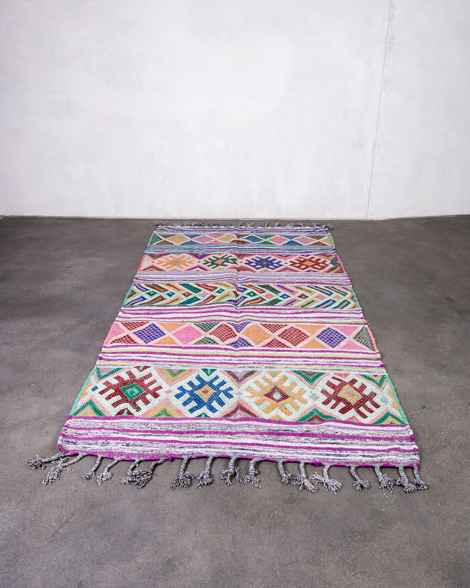 Modern designer handcrafted Berber rug from morocco Kelim with beautiful colors and patterns